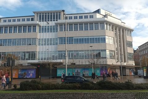 Shop to rent, Hammonds of Hull, 1 Paragon Square, Hull, East Yorkshire, HU1 3JZ