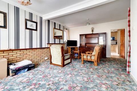 4 bedroom end of terrace house for sale, Railway Terrace, Pontypool