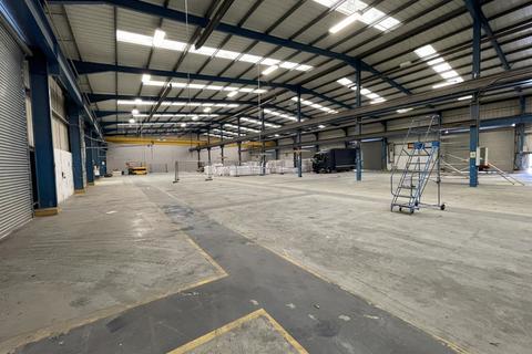 Industrial unit to rent, Industrial Workshop, Staddlethorpe Broad Lane, Gilberdyke, Brough, East Riding Of Yorkshire, HU15 2TD