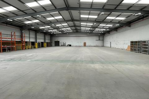 Industrial unit to rent, Unit 1 Amsterdam Road, Hull, East Riding Of Yorkshire, HU7 0XF