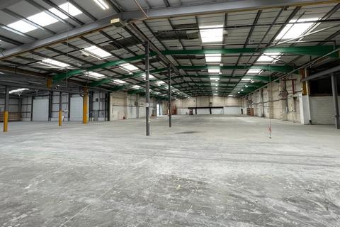 Industrial unit to rent, Unit 1 Amsterdam Road, Hull, East Riding Of Yorkshire, HU7 0XF