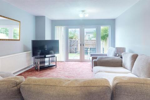 3 bedroom terraced house for sale, Sandon Road, Basildon, Essex, SS14