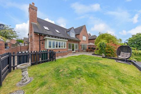 6 bedroom detached house for sale, Church Street, Hartshorne, DE11