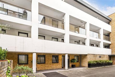 14 Ashburnham Mews, London, SW1P 4FH