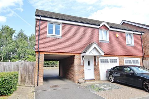 2 bedroom detached house for sale, Brookwood Farm Drive, Woking GU21