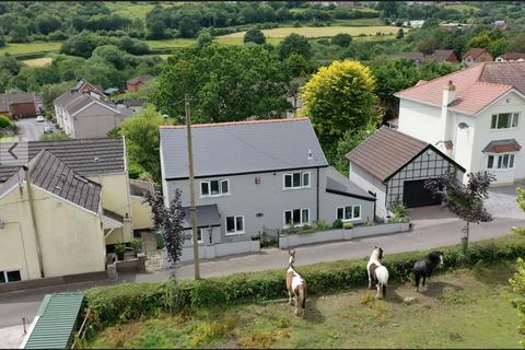 4 bedroom detached house for sale, Railway View, Fleur De Lis, NP12