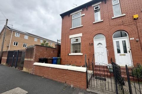 2 bedroom end of terrace house for sale, Brooklands Road, Reddish