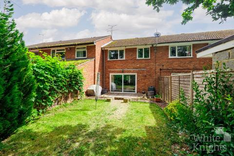 3 bedroom terraced house for sale, Clements Close, Reading RG7