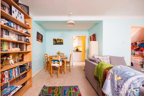 60 Clements Close, Spencers Wood, Reading, RG7 1HH