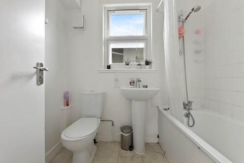 53 Thurlestone Road, London, SE27 0PE