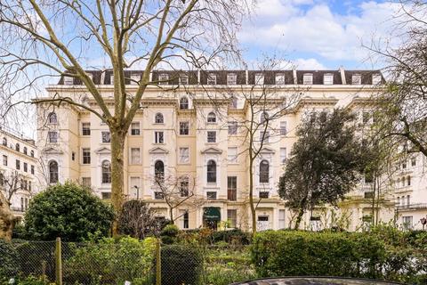 1 bedroom apartment for sale, Kensington Garden Square Kensington W2