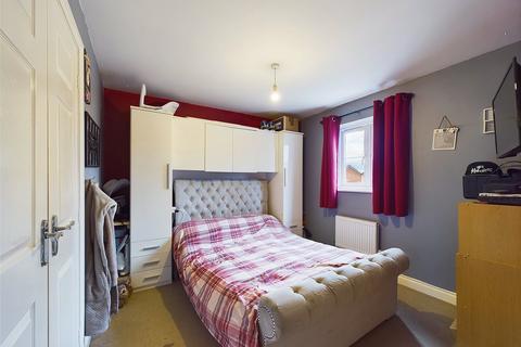 2 bedroom end of terrace house for sale, Northolt Way Kingsway, Quedgeley, Gloucester, Gloucestershire, GL2