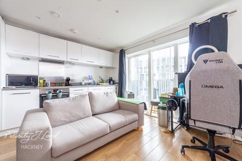 1 bedroom flat for sale, Atkins Square, Hackney, E8