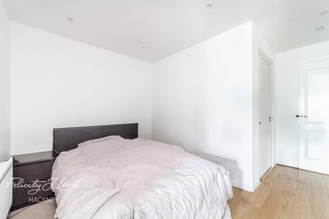 1 bedroom flat for sale, Atkins Square, Hackney, E8