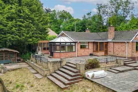 2 bedroom detached bungalow for sale, Dark Lane, Astwood Bank, Redditch B96 6AS