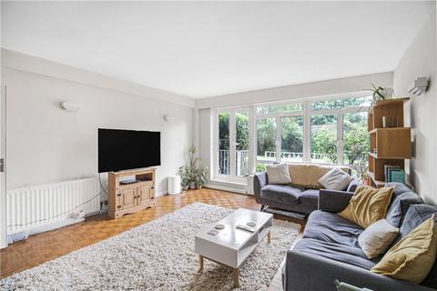 3 bedroom apartment for sale, Carlton Drive, London, SW15