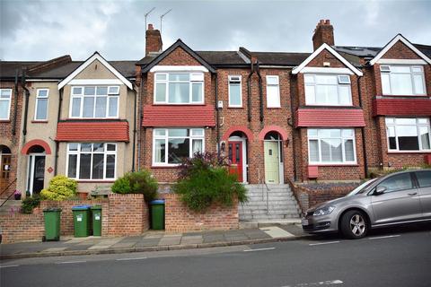 3 bedroom terraced house to rent, Mayhill Road, London, SE7