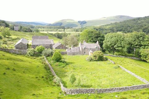 5 bedroom farm house for sale, Gatehouse Of Fleet, Castle Douglas, Dumfries And Galloway. DG7 2BW