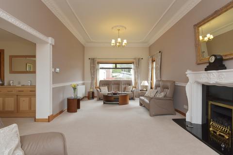 97 Buckstone Crescent, Edinburgh, EH10 6TR