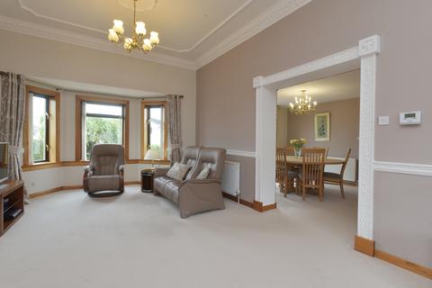 97 Buckstone Crescent, Edinburgh, EH10 6TR