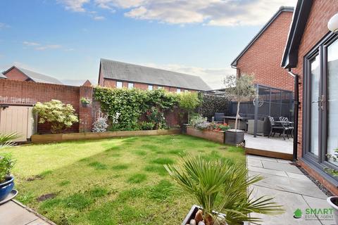 11 Barnade View, Tithebarn, Exeter, EX1 3ZB