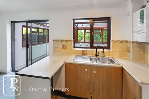 5 Bignell Croft, Highwoods, Colchester, CO4 9TX