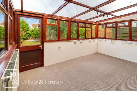 5 Bignell Croft, Highwoods, Colchester, CO4 9TX