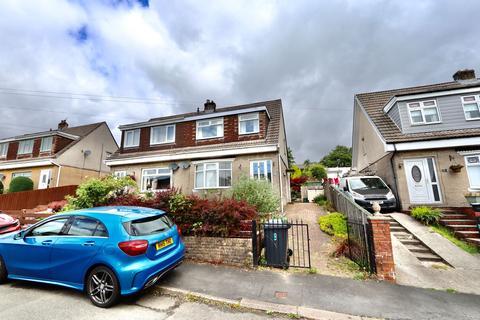 8 Bush Bach, Nantybwch, Tredegar, NP22 3SR
