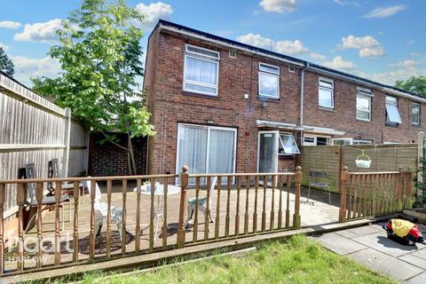 4 bedroom end of terrace house for sale, Hollyfield, Harlow