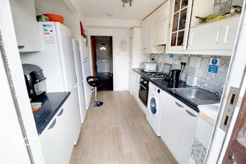 4 bedroom end of terrace house for sale, Hollyfield, Harlow