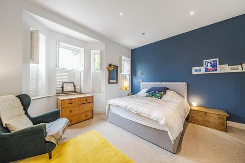 3 bedroom end of terrace house for sale, Coleman Road, Camberwell SE5