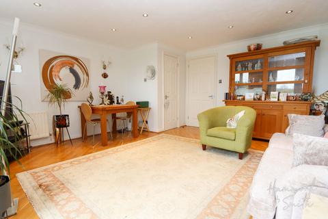 15 Green Close, Epping Green, Epping, CM16 6PS