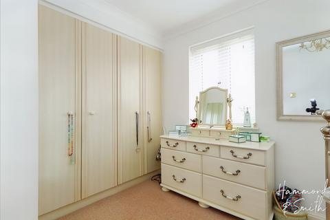 15 Green Close, Epping Green, Epping, CM16 6PS