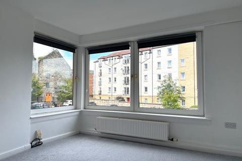 2 bedroom flat to rent, Giles Street, The Shore, Edinburgh, EH6