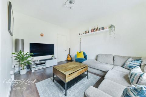 2 bedroom flat for sale, St Katharines Way, Wapping, E1W