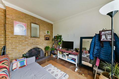 1 bedroom flat for sale, Matilda House, St. Katharines Way, E1W