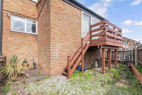 2 Ebbsfleet Walk, Northfleet, Gravesend, DA11 9EN