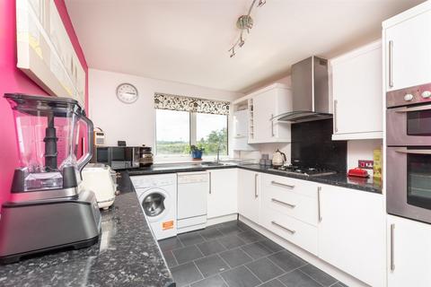 2 Ebbsfleet Walk, Northfleet, Gravesend, DA11 9EN