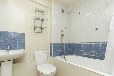 1 bedroom apartment for sale, Dumpton Park Drive, Broadstairs, CT10