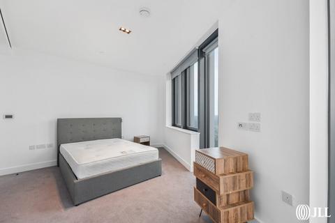 1 bedroom apartment to rent, Amory Tower, London E14