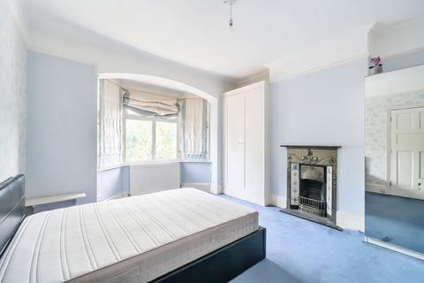30 Waldegrave Road, London, W5 3HT