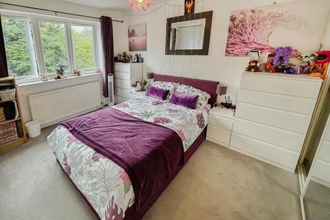 22 Balfour Drive, Calcot, Reading, RG31 7BN