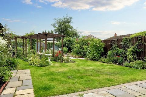 12 Arran Avenue, Hereford, HR2 6BT