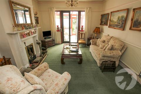 4 bedroom semi-detached house for sale, Sidcup Road, London, SE9