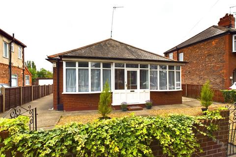 2 bedroom bungalow for sale, Bricknell Avenue,  Hull, HU5