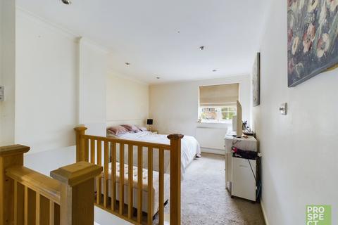 9 Bernersh Close, Sandhurst, GU47 9RP
