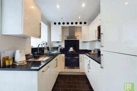 9 Bernersh Close, Sandhurst, GU47 9RP