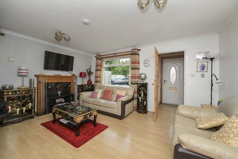 32 Corbieshot, Edinburgh, EH15 3RY