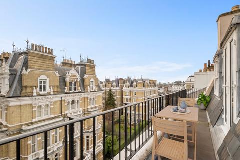 undefined, Cornwall Gardens, South Kensington, London