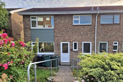 2 bedroom semi-detached house to rent, Silver Trees, Shanklin PO37